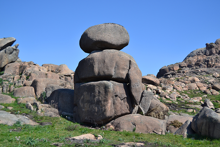 O Xigante do Monte Pindo